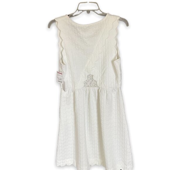 Dahlia NWT Flare Dress Scalloped Sleeveless Back Lace Insert Women's Sz 10 White - Picture 1 of 9